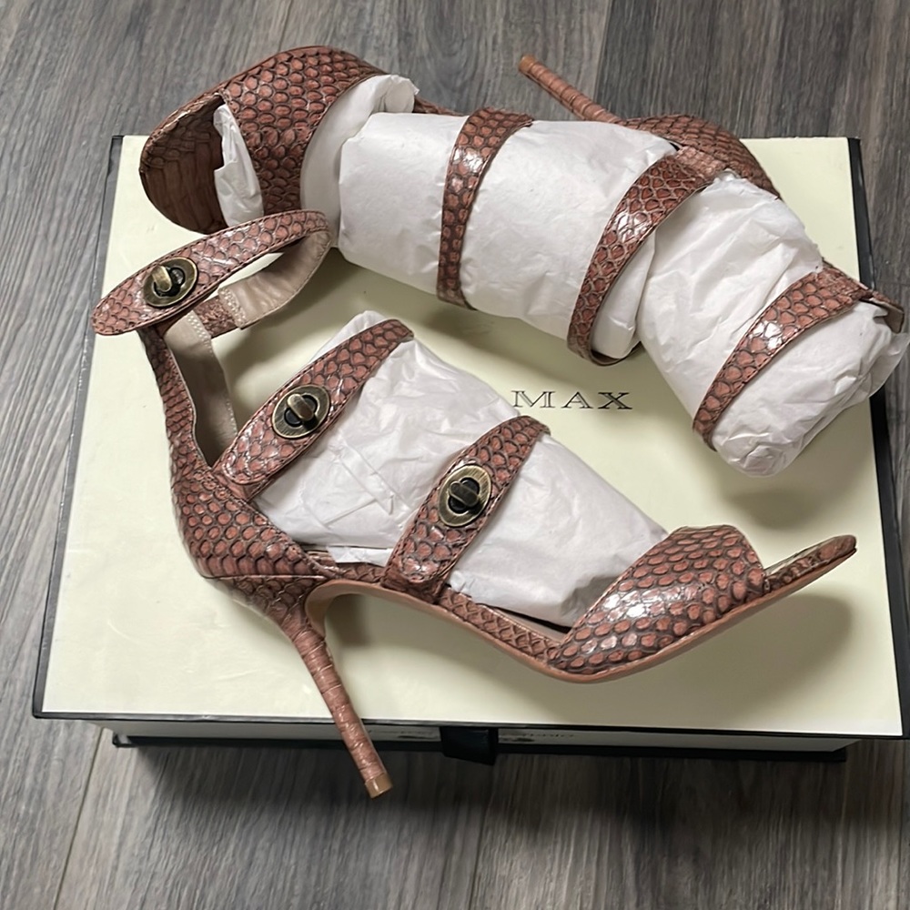 Max studio-genuine leather sandals